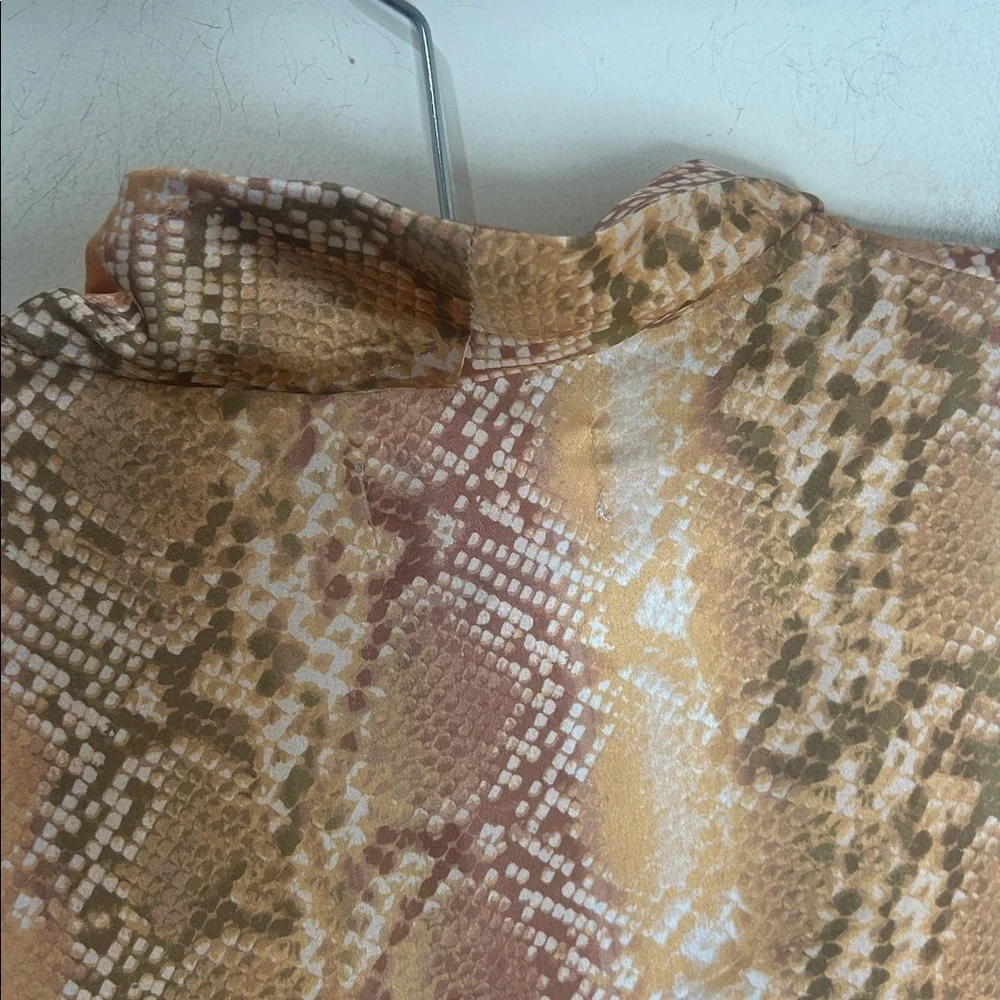 NWT BEACH RIOT Tracy Blazer Snakeskin Print Size Medium
